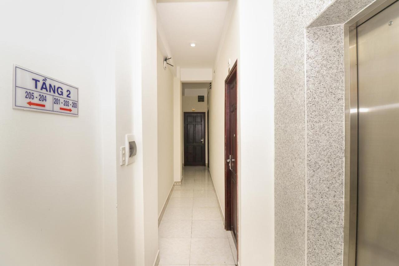 OYO 117 Gina Hotel Da Nang Esterno foto